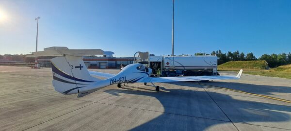 Refuelling on Jet A1 at LKCS